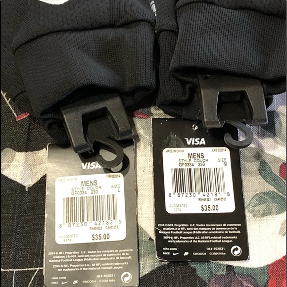 NWT 2014 LAS VEGAS OAKLAND RAIDERS CLOSEOUT STADIUM TOUCH GLOVES FINGERTIP TECH - Picture 8 of 9